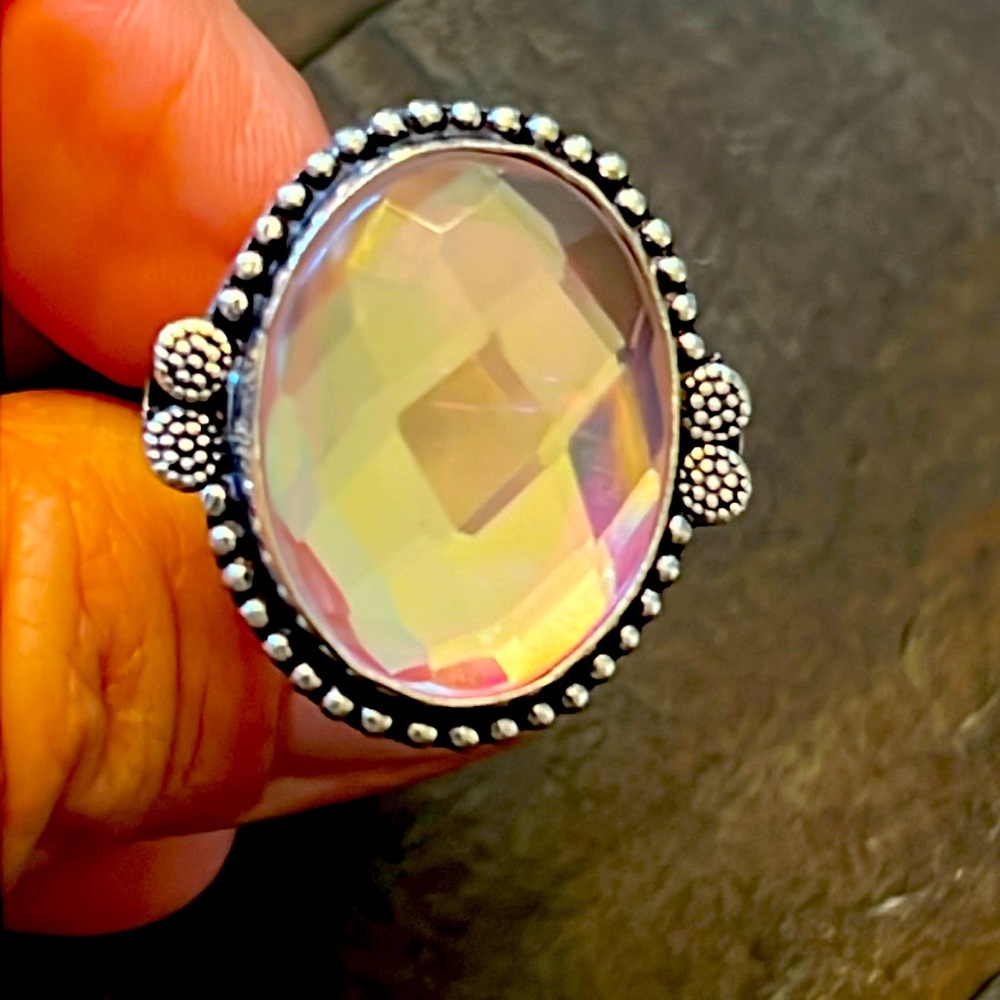 925 Gorgeous! Ring size 8